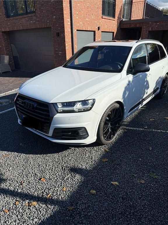 Weiß Gebraucht 2017 Audi Q7 S-Line SUV | 39.999 € (Guter Preis) - Bild 1/4