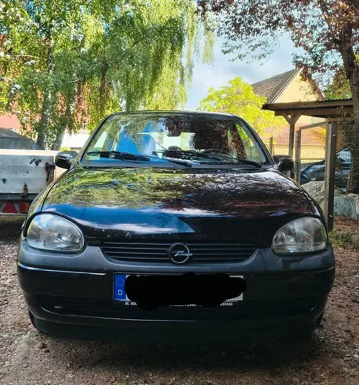 Brugt Opel Corsa 65 HK (47 kW) 1998 Sort Hatchback