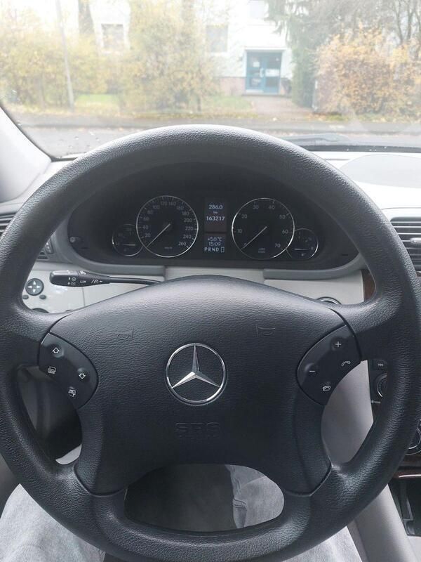 Grau Gebraucht 2005 Mercedes C180 Classic Limousine | 3.500 € (Fairer Preis) - Bild 1/4