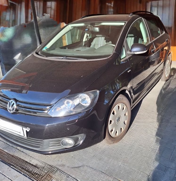 Schwarz Gebraucht 2013 VW Golf Plus Match Van / Kleinbus | 7.600 € (Fairer Preis) - Bild 1/4