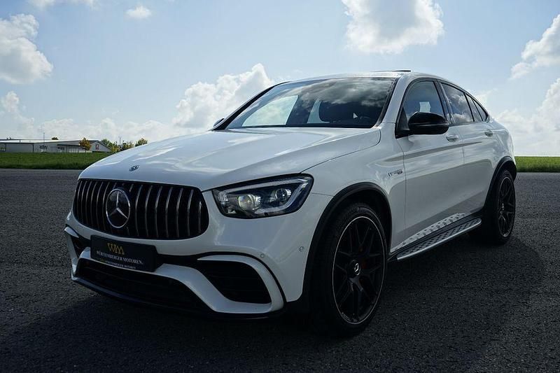 Weiß Gebraucht 2020 Mercedes GLC63 AMG AMG Limousine | 72.900 € (Fairer Preis) - Bild 1/4