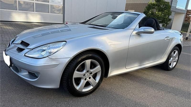 Grau Gebraucht 2006 Mercedes SLK200 Cabrio | 9.400 € (Superpreis) - Bild 1/4