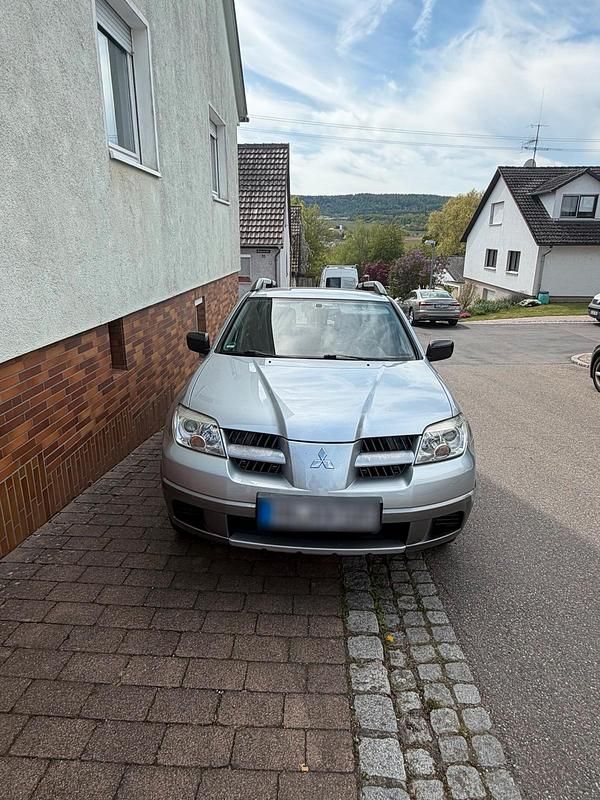 Gebraucht Mitsubishi Outlander 147 PS (108 kW) 2005 Grau SUV
