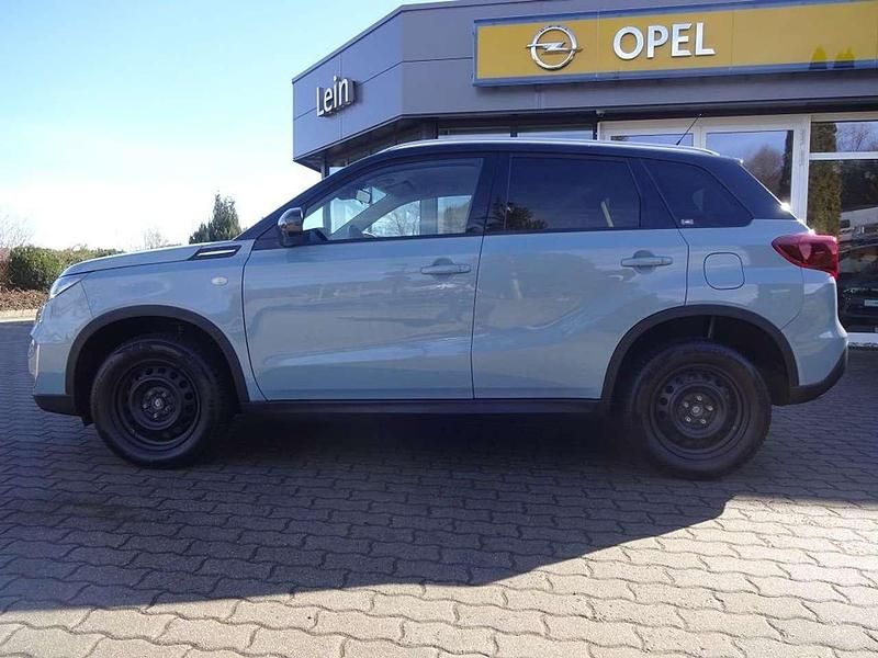 Gebraucht Suzuki Vitara Comfort 140 PS (102 kW) 2021 Icy grayish blue SUV