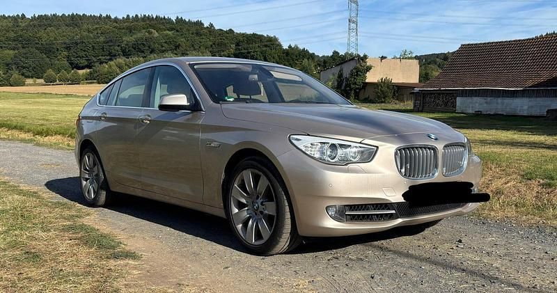 Braun Gebraucht 2011 BMW 550 Gran Turismo Limousine | 10.000 € - Bild 1/4