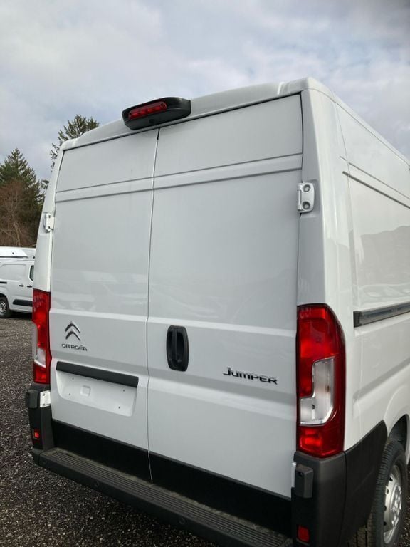 Gebraucht Citroën Jumper 120 PS (88 kW) 2024 Weiß Van / Kleinbus