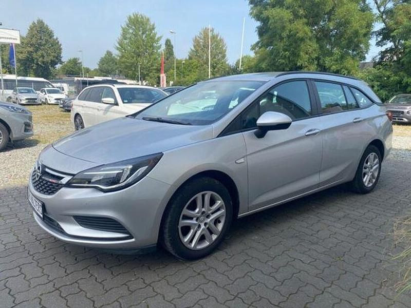 Gebraucht Opel Astra Edition 136 PS (100 kW) 2019 Argonsilber/sovereign/switchblad (metallic) Kombi