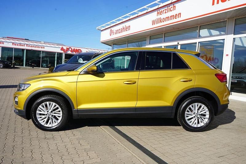 Gebraucht VW T-Roc Style 116 PS (85 kW) 2020 Kurkumagelb SUV