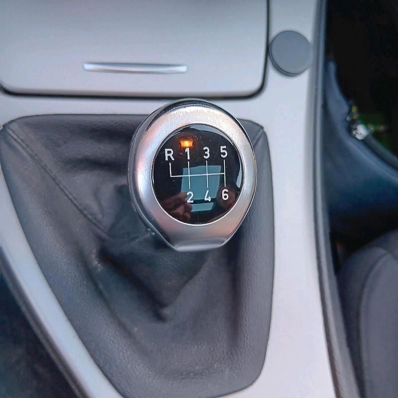 Gebraucht BMW 318 129 PS (94 kW) 2007 Blau Kombi