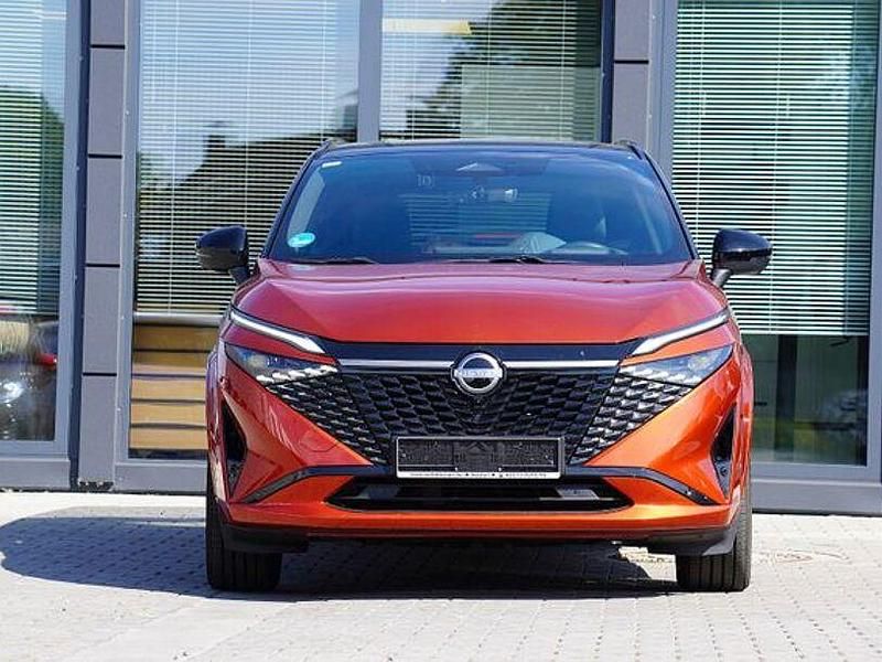 Rot Gebraucht 2024 Nissan Qashqai SUV | 30.450 € (Superpreis) - Bild 1/4