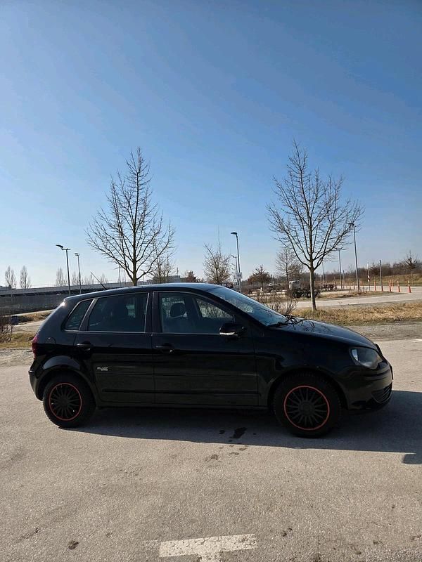 Gebraucht VW Polo 60 PS (44 kW) 2009 Schwarz Kleinwagen