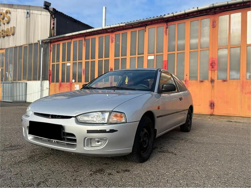 Silber Gebraucht 1997 Mitsubishi Colt Kleinwagen | 1.890 € (Fairer Preis) - Bild 1/4