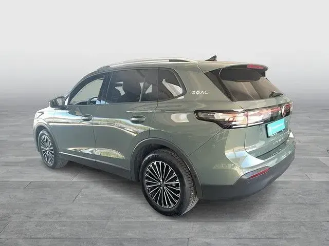 Gebraucht VW Tiguan Goal 131 PS (96 kW) 2025 Grün SUV