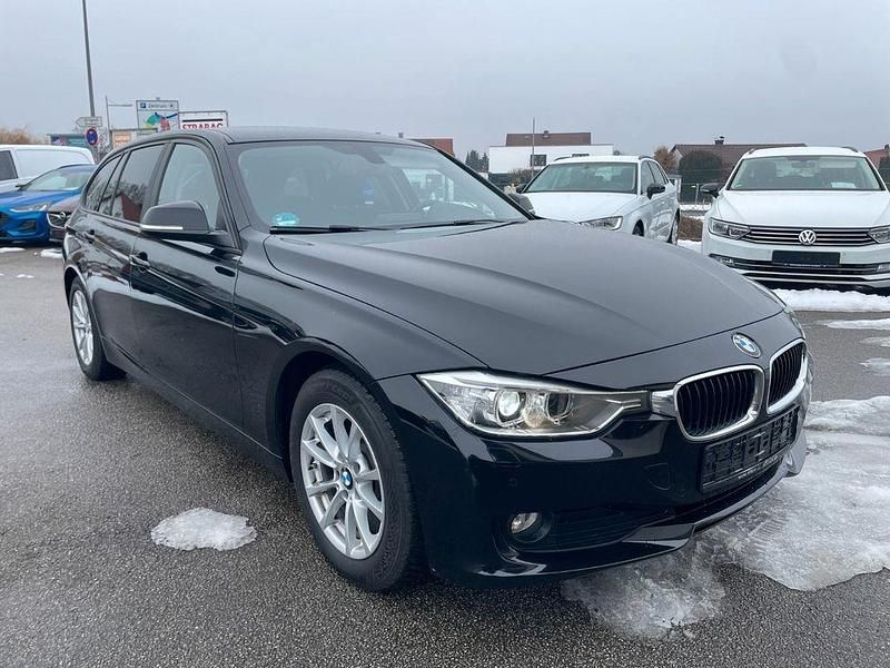 Gebraucht BMW 318 143 PS (105 kW) 2013 Schwarz Kombi