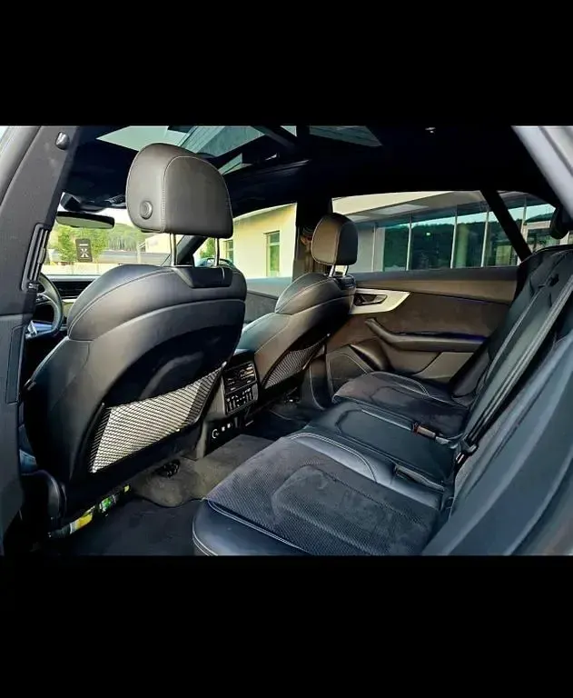 Gebraucht Audi Q8 S-Line 286 PS (210 kW) 2018 Weiß SUV