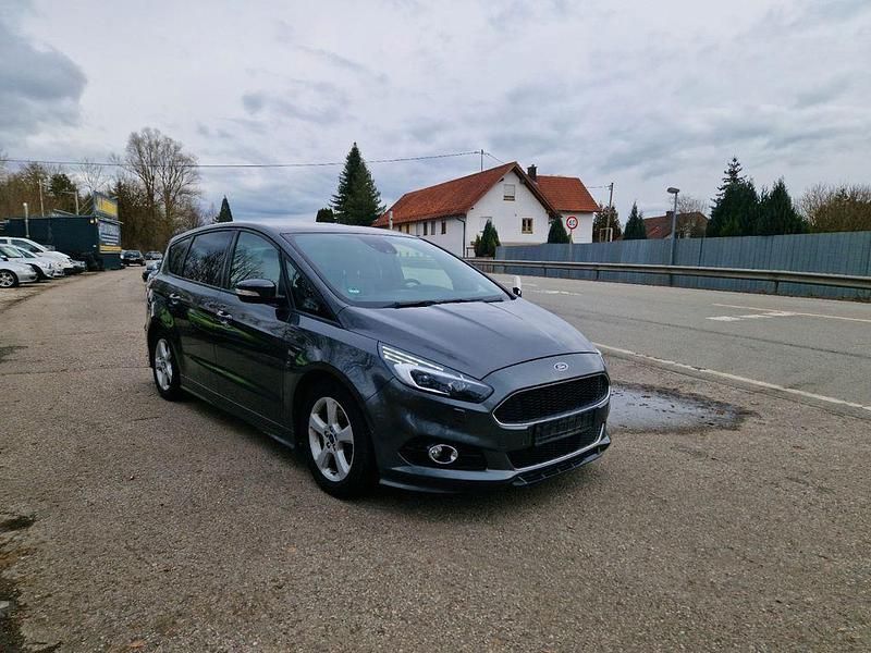 Gebraucht Ford S-MAX ST-Line 241 PS (177 kW) 2019 Grau Van / Kleinbus