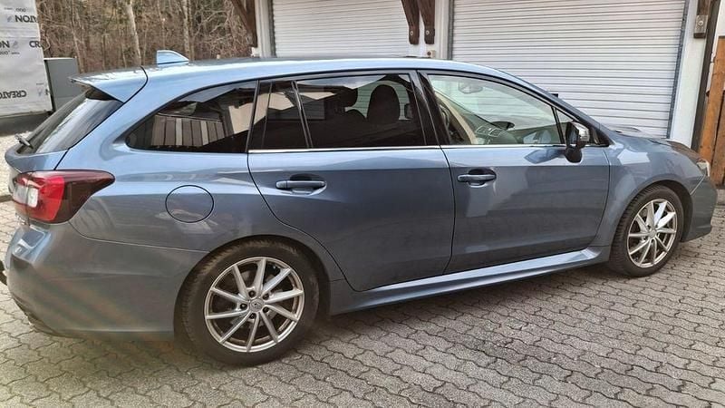 Gebraucht Subaru Levorg Sport 170 PS (125 kW) 2016 Blau Kombi