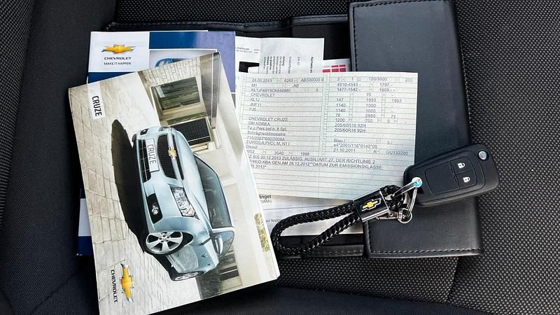 Gebraucht Chevrolet Cruze 163 PS (119 kW) 2013 Blau Limousine