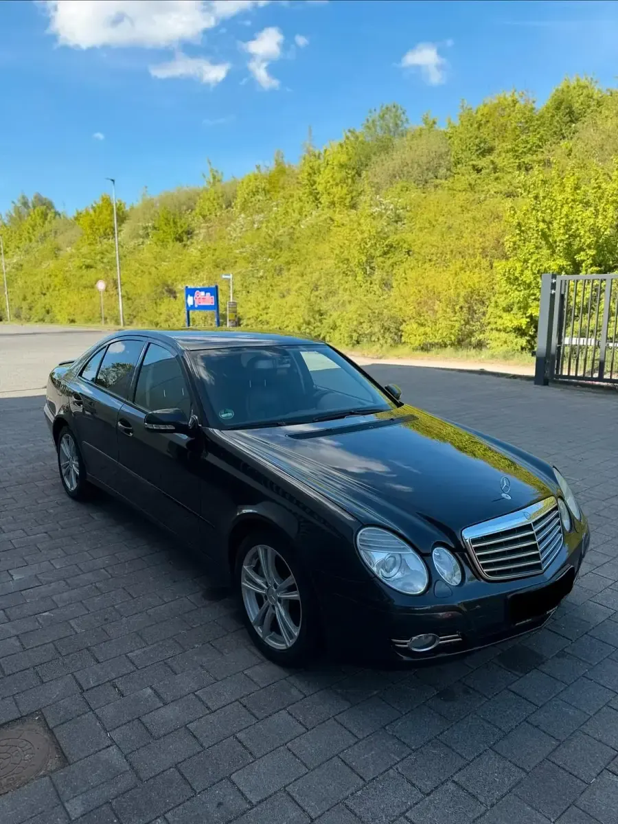 Gebraucht Mercedes E350 272 PS (200 kW) 2006 Schwarz Limousine