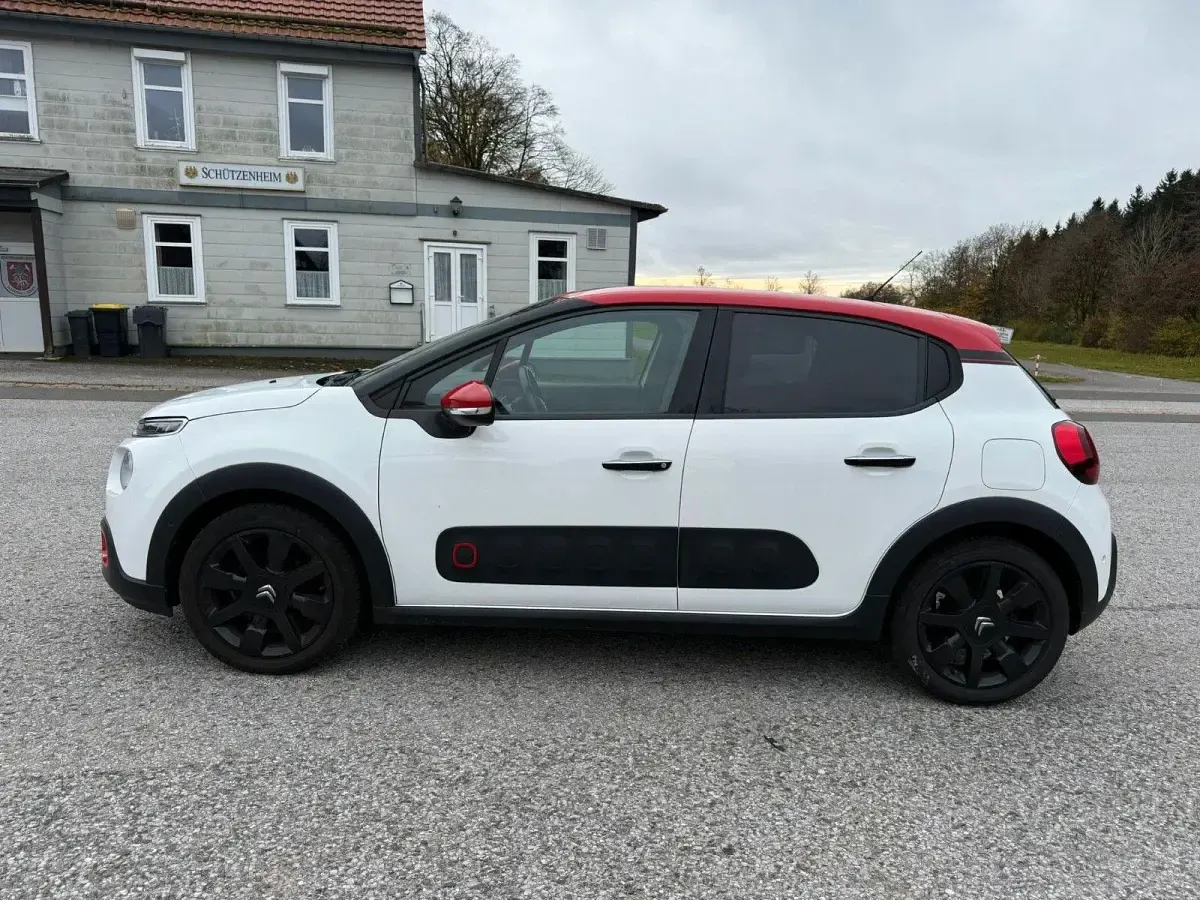 Used Citroën C3 Shine 110 HP (80 kW) 2018 White Sedan