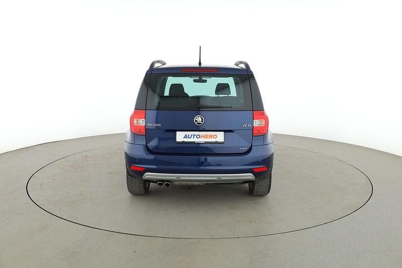 Gebraucht Skoda Yeti Drive 150 PS (110 kW) 2017 Blau SUV