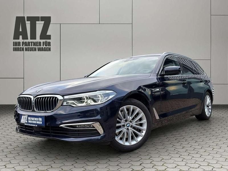 Blau Gebraucht 2019 BMW 540 Luxury Line Kombi | 34.999 € (Fairer Preis) - Bild 1/4