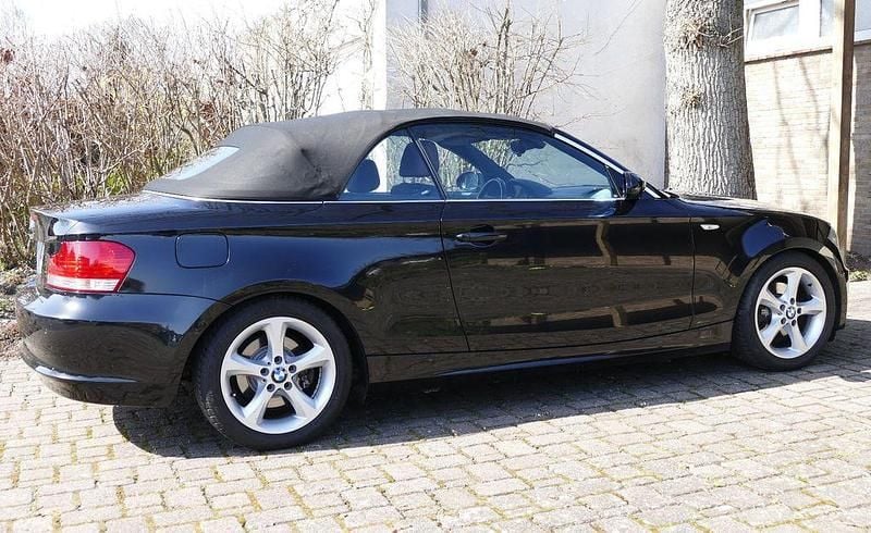 Gebraucht BMW 125 Cabriolet Performance 218 PS (160 kW) 2008 Schwarz Cabrio