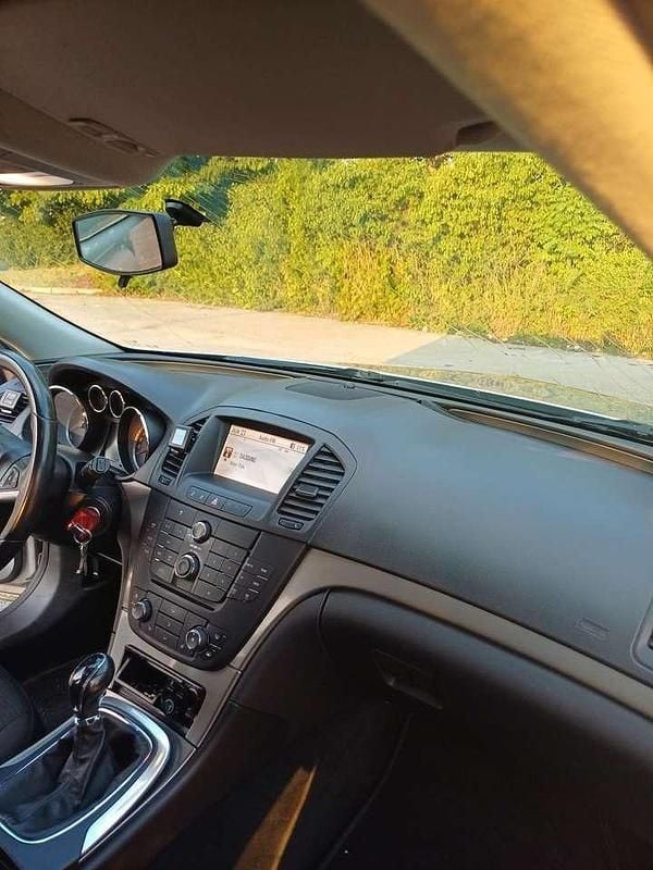 Gebraucht 2010 Opel Insignia Selection Kombi | 3.700 € - Bild 1/4