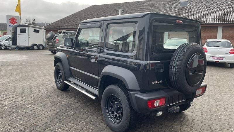 Gebraucht Suzuki Jimny Comfort 102 PS (75 kW) 2021 Schwarz SUV