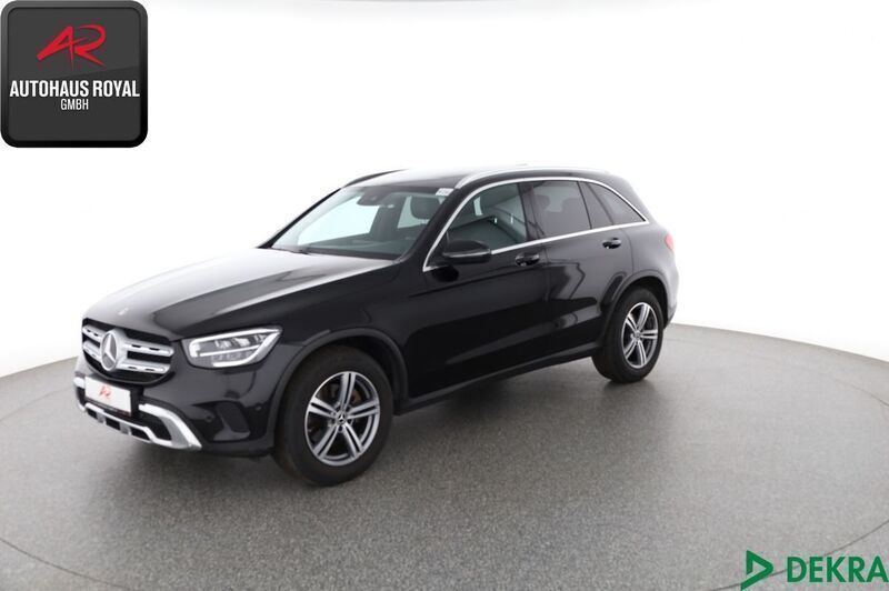 Schwarz Gebraucht 2022 Mercedes GLC200 SUV | 35.880 € (Guter Preis) - Bild 1/4