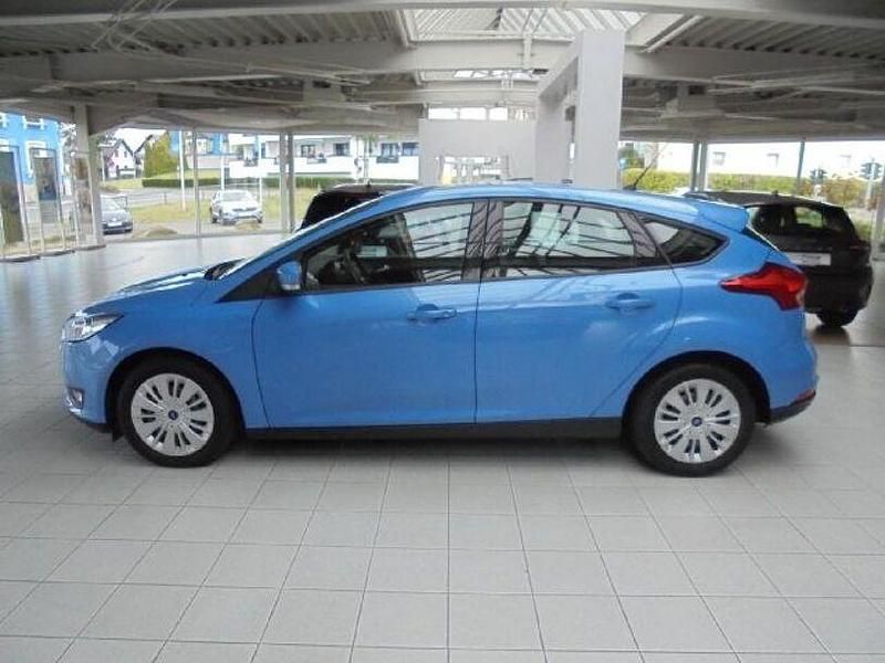 Gebraucht Ford Focus Business Edition 150 PS (110 kW) 2016 Blau Limousine