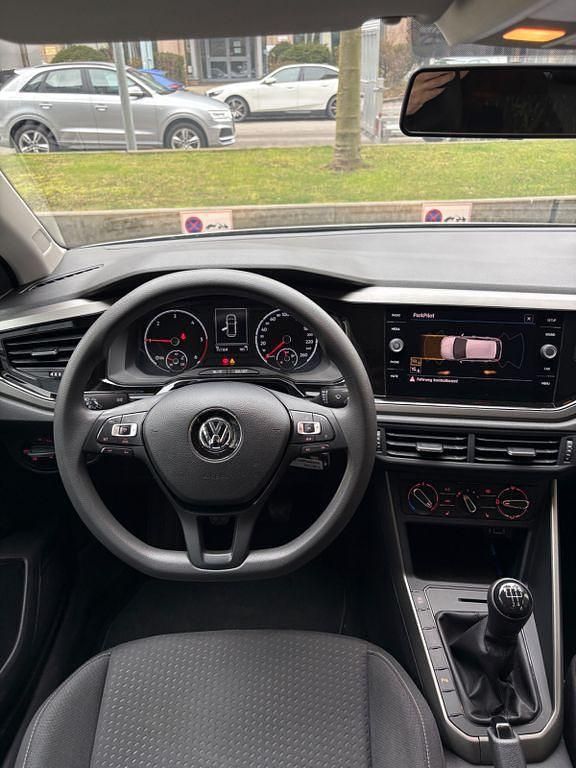 Gebraucht VW Polo Comfortline 95 PS (69 kW) 2019 Silber Kleinwagen