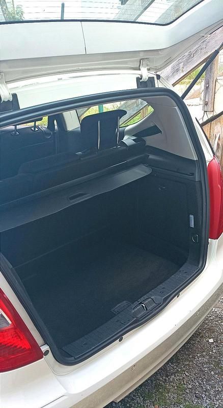 Gebraucht Mercedes A150 90 PS (66 kW) 2008 Weiß Kleinwagen