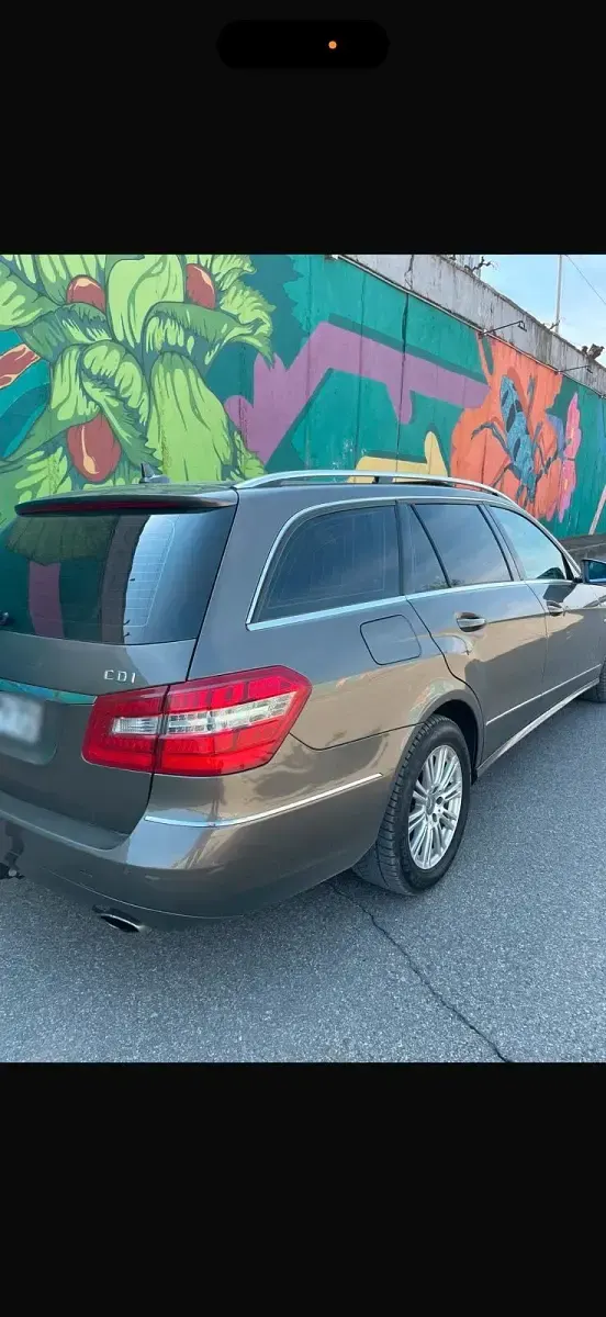 Gebraucht Mercedes E350 218 PS (160 kW) 2011 Grau Kombi