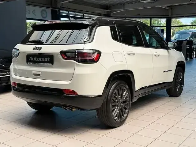 Gebraucht Jeep Compass 80th Anniversary 150 PS (110 kW) 2021 Weiß SUV