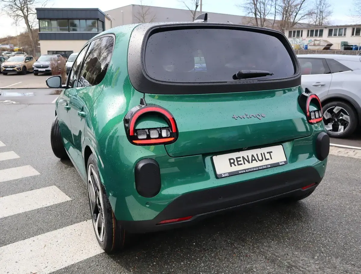 Neu Renault Twingo Urban 60 kW (82 PS) 2026 Grün Kleinwagen