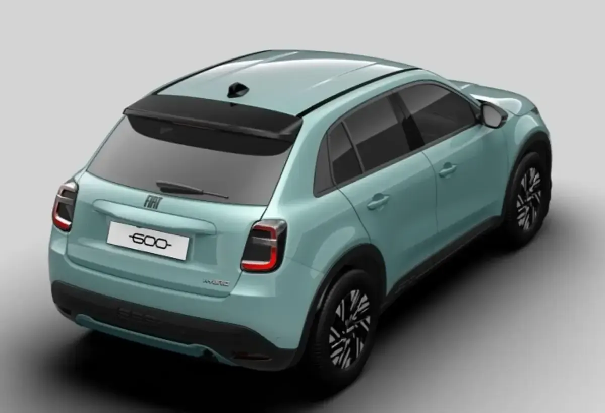 Neu Fiat 600 Pop 136 PS (100 kW) 2026 Acqua blau metallic SUV