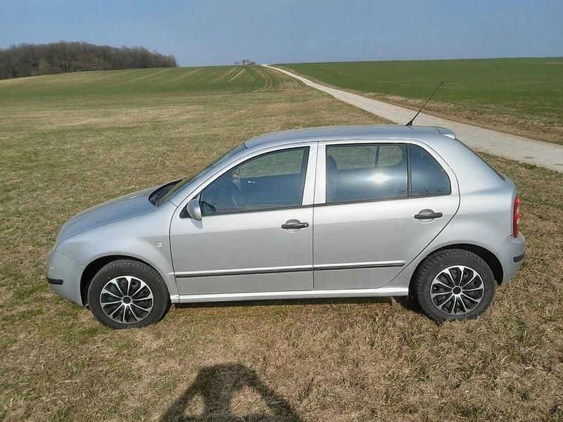 Gebraucht Skoda Fabia 75 PS (55 kW) 2004 Silber Limousine