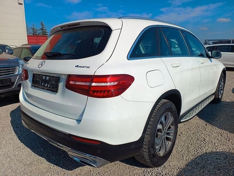 Gebraucht Mercedes GLC220 170 PS (125 kW) 2018 Weiß SUV
