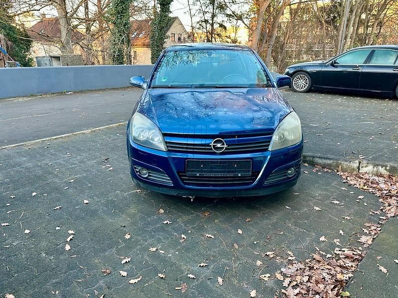 Gebraucht Opel Astra 105 PS (77 kW) 2005 Blau Kleinwagen