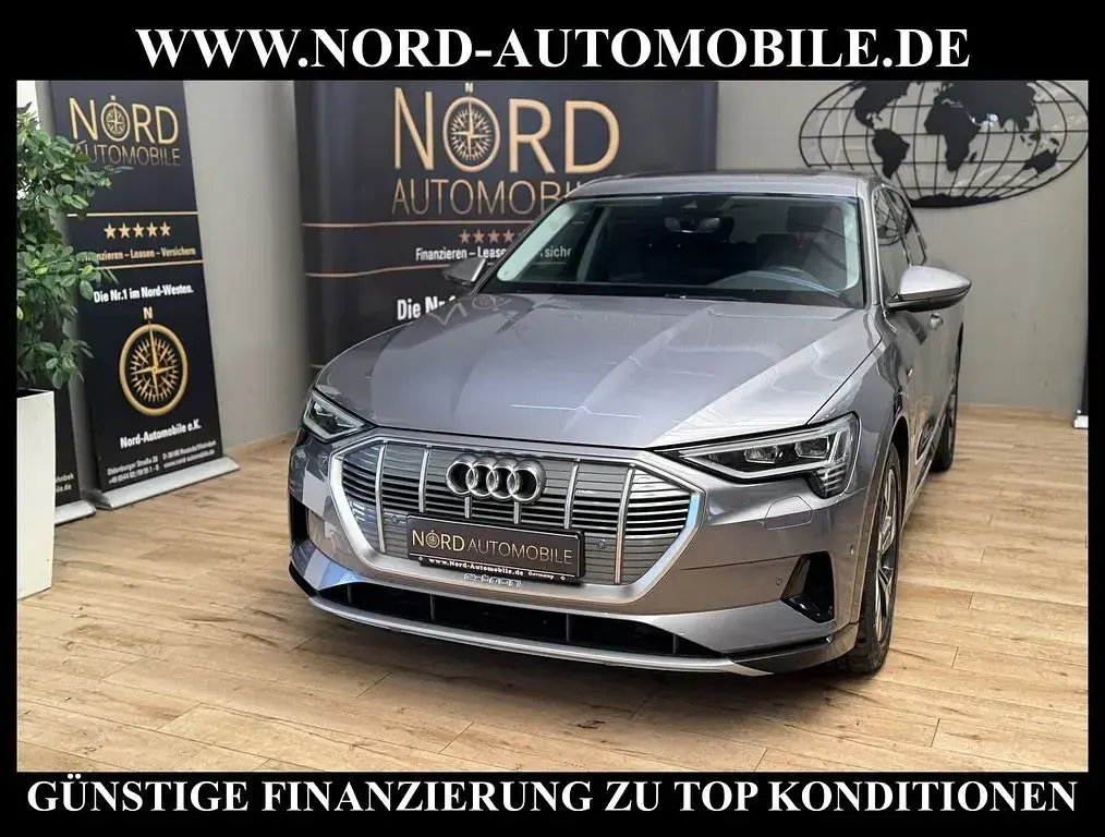 Second-hand Audi e-tron Advanced 300 kW (408 CP) 2023 Gri SUV