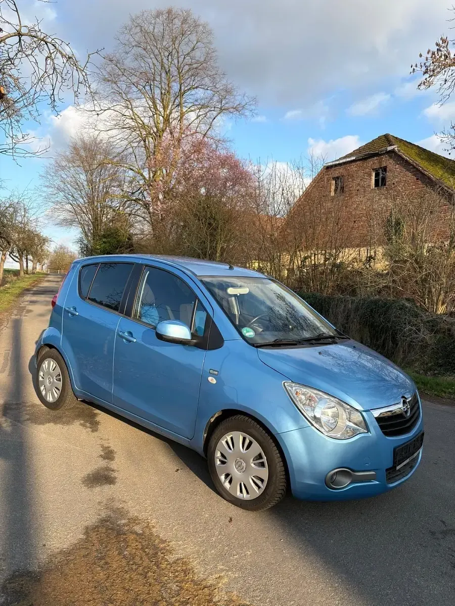 Gebraucht Opel Agila 89 PS (65 kW) 2010 Blau Kleinwagen