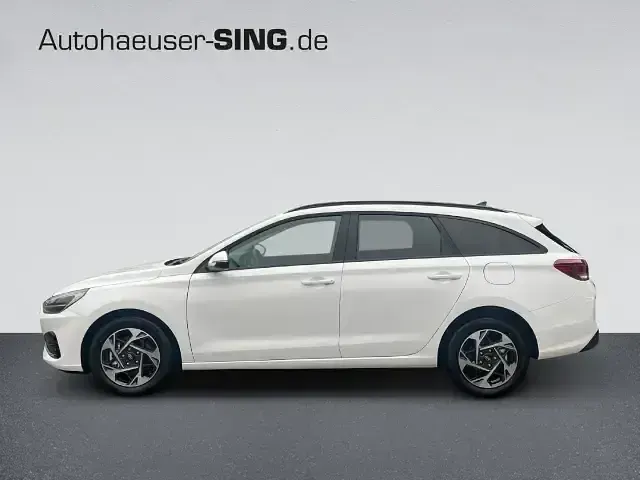 Gebraucht Hyundai i30 160 PS (117 kW) 2024 Weiss Kombi