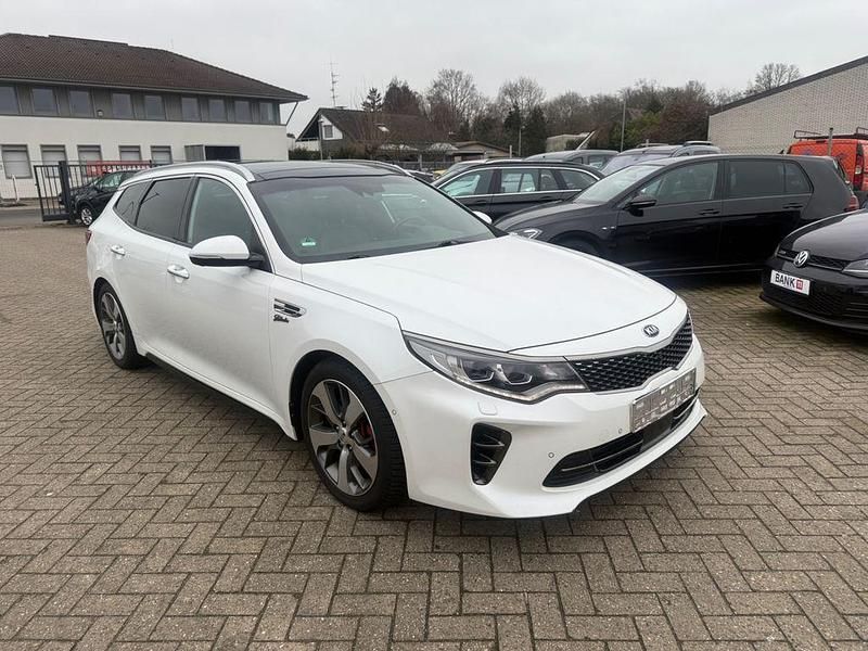 Gebraucht Kia Optima GT 245 PS (180 kW) 2018 Weiß Kombi