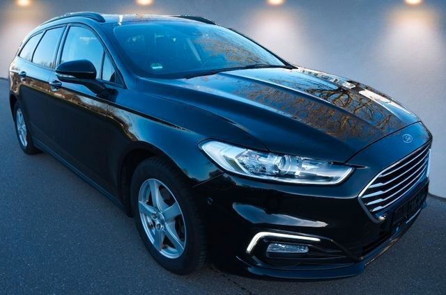 Gebraucht Ford Mondeo Business Edition 150 PS (110 kW) 2021 Schwarz Kombi
