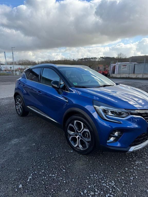 Gebraucht Renault Captur Intens 158 PS (116 kW) 2020 Blau SUV