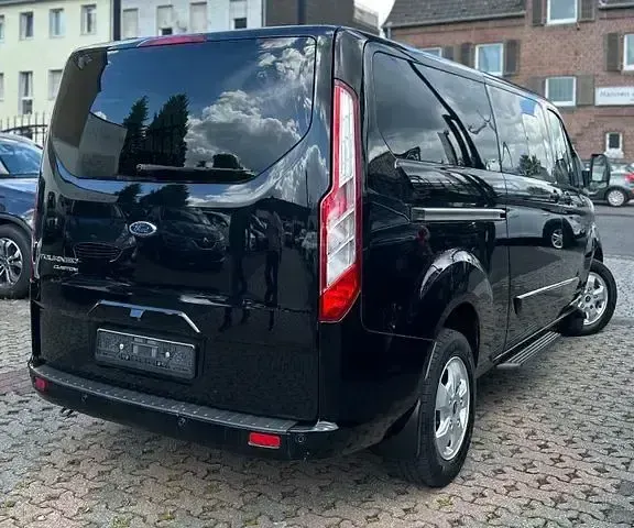 Usado Ford Tourneo Custom 2017 Andere Van