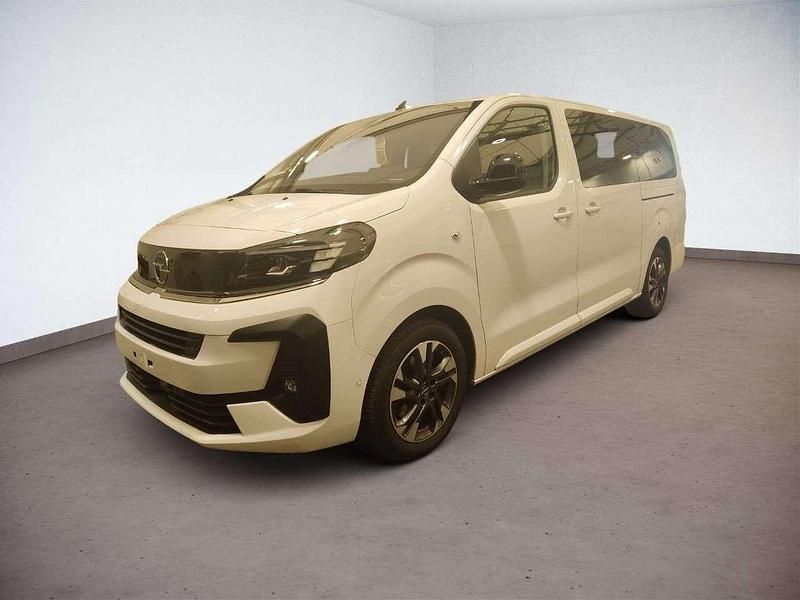 Weiß Gebraucht 2024 Opel Zafira Edition Van / Kleinbus | 32.490 € (Guter Preis) - Bild 1/3