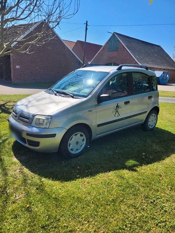 Occasion Fiat Panda 60 ch (44 kW) 2005 Argent Citadine