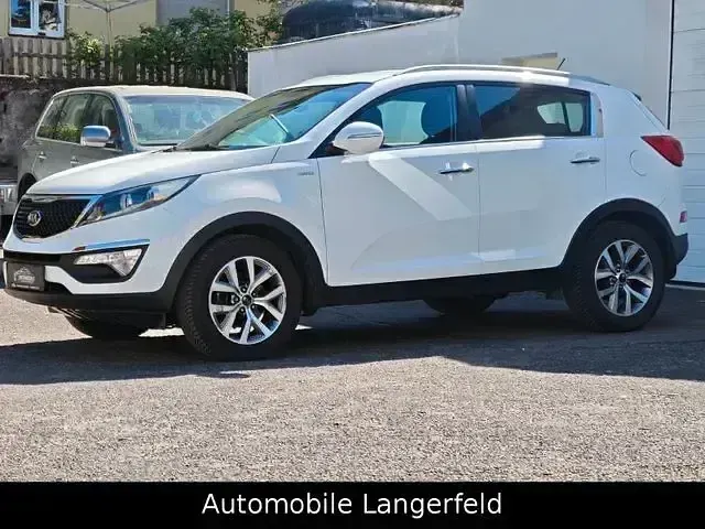 Gebraucht Kia Sportage Attract 230 PS (169 kW) 2015 Weiß SUV
